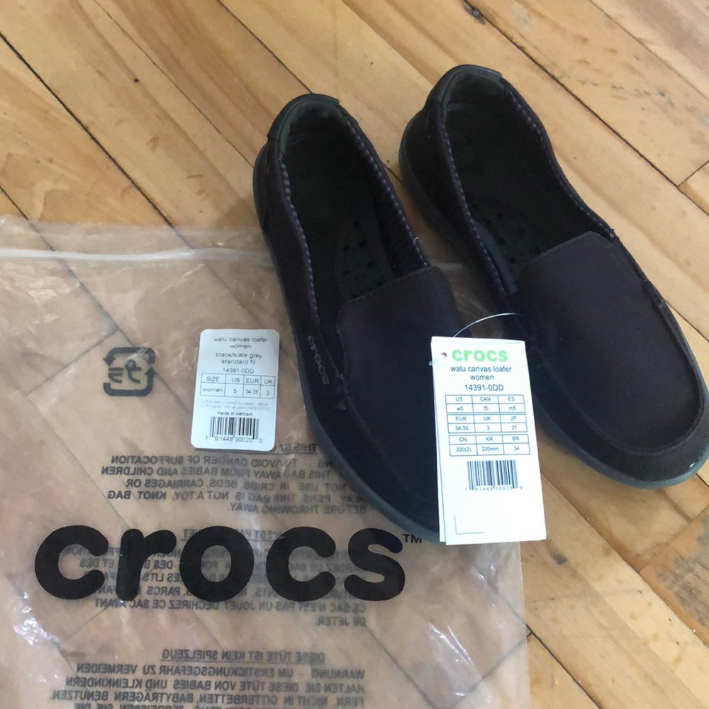 Crocs loafers size 5